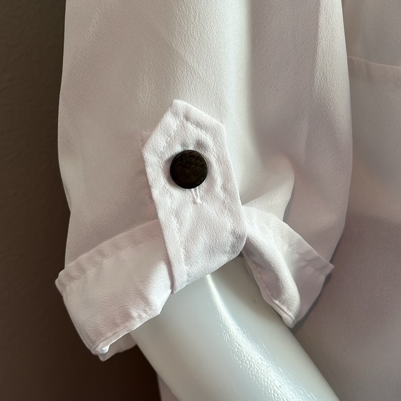 Beverly Drive 16-18W Button Down Shirt - Picture 3 of 6